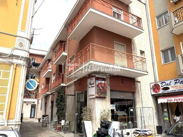 Appartamento in vendita a Bari BA