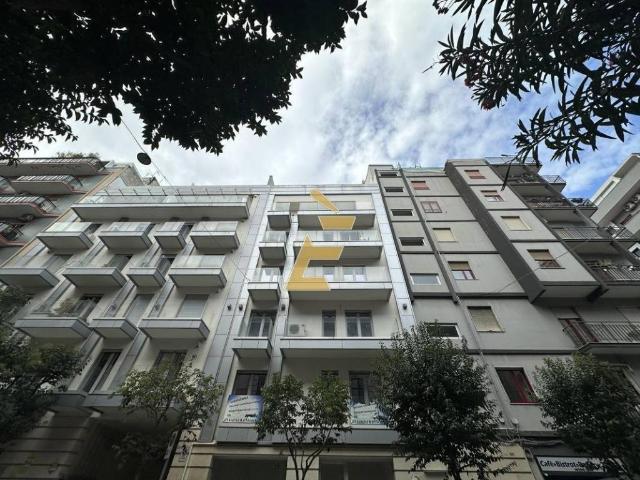 Appartamento in vendita a Bari BA