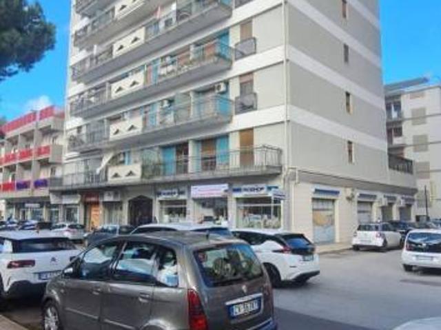 Appartamento in vendita a Bari, Picone