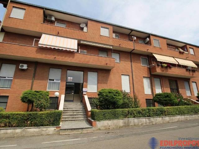 Appartamento in vendita a Barlassina MB
