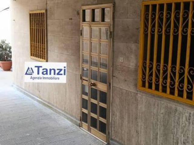 Appartamento in vendita a Barletta via Guglielmo Pepe, Settefrati