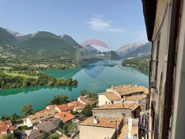 Appartamento in vendita a Barrea