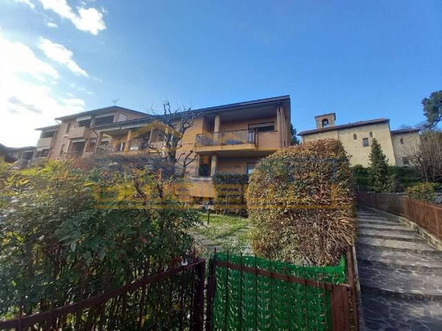 Appartamento in vendita a Barzanò LC