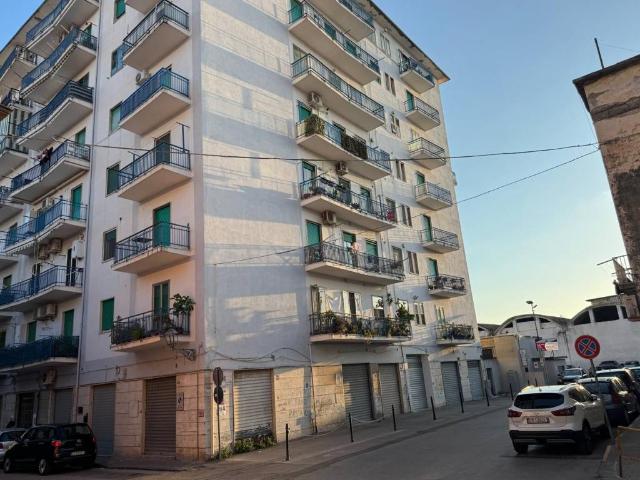 Appartamento in vendita a Battipaglia SA