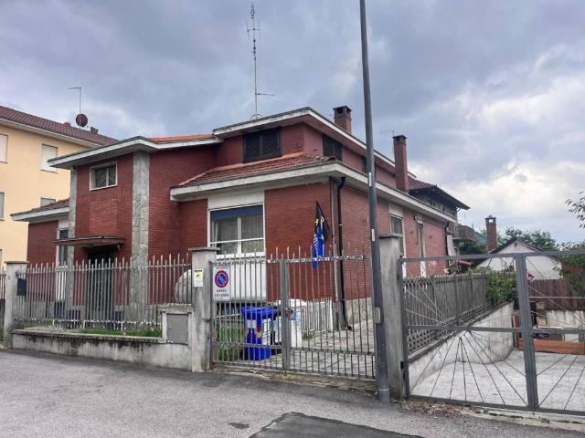 Appartamento in vendita a Beinasco TO