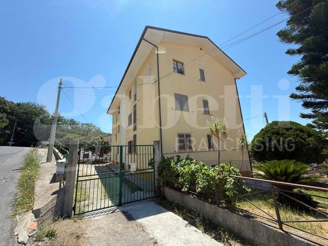 Appartamento in vendita a Belmonte Calabro