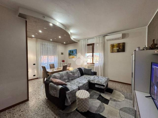 Appartamento in vendita a Bellinzago Novarese NO