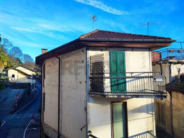 Appartamento in vendita a Besozzo VA