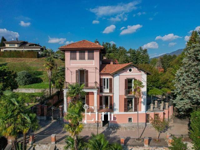 Appartamento in vendita a Besozzo VA
