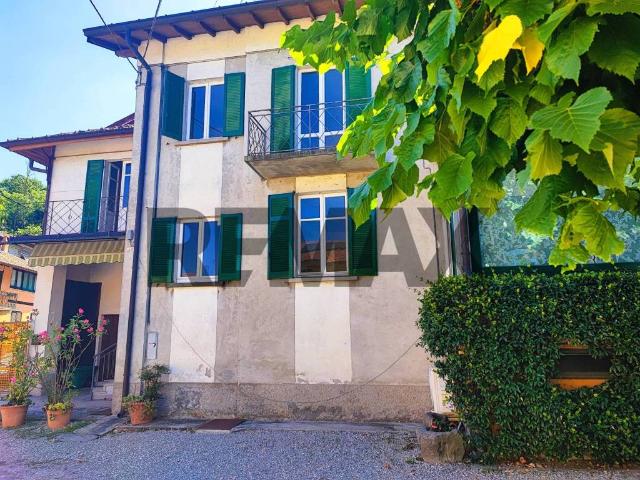 Appartamento in vendita a Besozzo VA