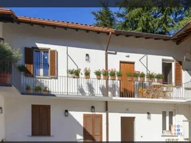Appartamento in vendita a Besana in Brianza MB