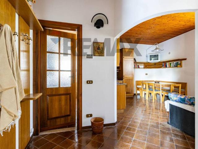 Appartamento in vendita a Besana in Brianza via Parrocchiale, 20