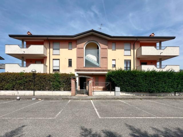 Appartamento in vendita a Bernareggio MB