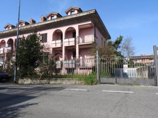 Appartamento in vendita a Bernareggio via dei Gelsi, 15