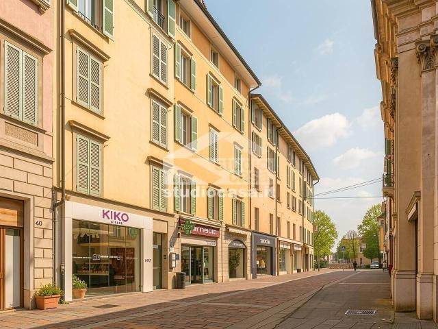 Appartamento in vendita a Bergamo