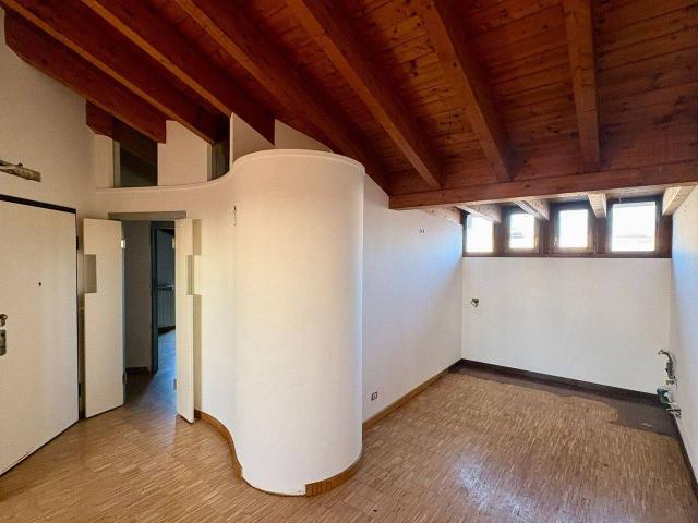 Appartamento in vendita a Bergamo