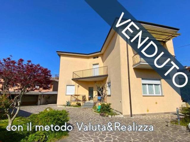 Appartamento in vendita a Bergamo
