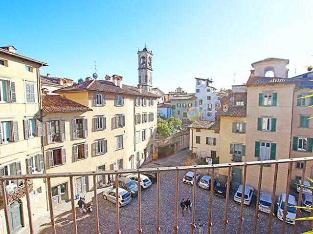 Appartamento in vendita a Bergamo, Citt Alta