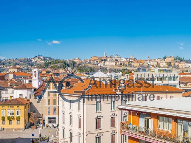 Appartamento in vendita a Bergamo BG