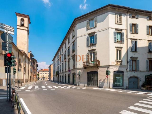 Appartamento in vendita a Bergamo BG