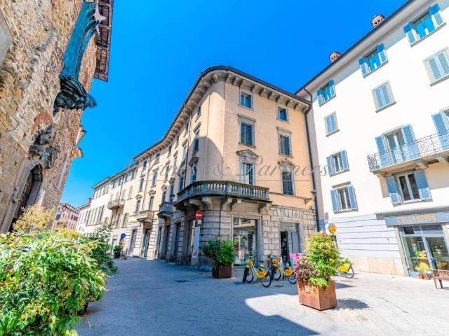 Appartamento in vendita a Bergamo BG