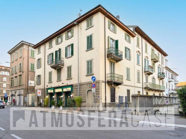 Appartamento in vendita a Bergamo via Andrea Fantoni, 4, Borgo Palazzo