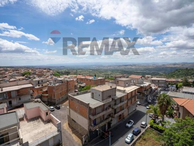 Appartamento in vendita a Biancavilla