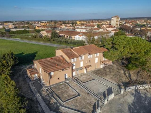 Appartamento in vendita a Bientina 152 mq Rif: 1403528