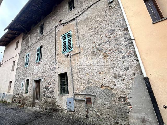 Appartamento in vendita a Biella