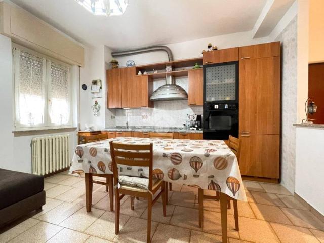 Appartamento in vendita a Bisuschio VA