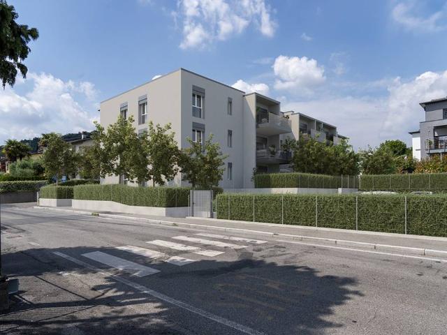 Appartamento in vendita a Bizzarone CO