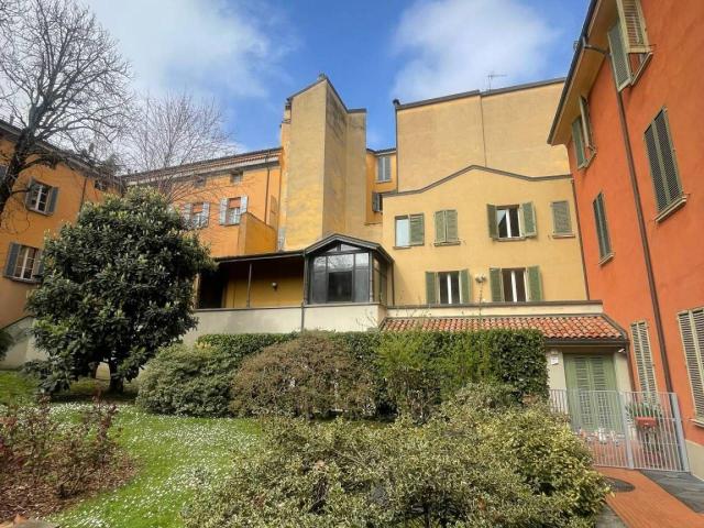 Appartamento in vendita a Bologna