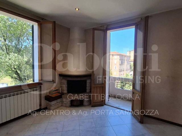 Appartamento in vendita a Bologna
