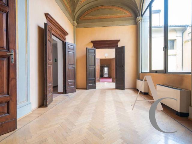 Appartamento in vendita a Bologna BO