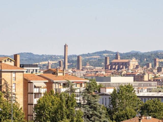 Appartamento in vendita a Bologna BO