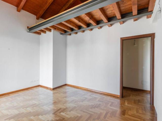 Appartamento in vendita a Bologna BO