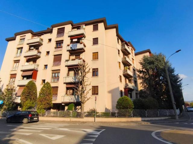 Appartamento in vendita a Bologna BO