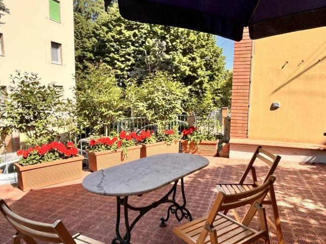 Appartamento in vendita a Bologna BO