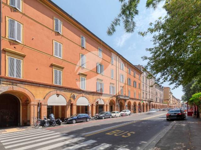 Appartamento in vendita a Bologna BO