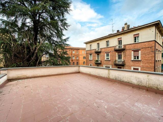 Appartamento in vendita a Bologna BO