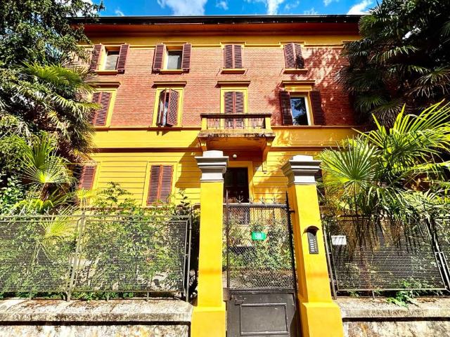 Appartamento in vendita a Bologna BO