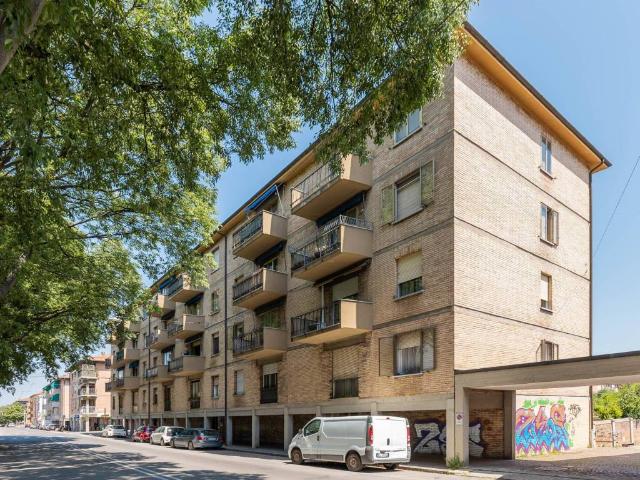 Appartamento in vendita a Bologna BO