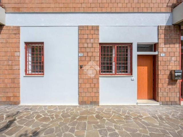 Appartamento in vendita a Bologna BO