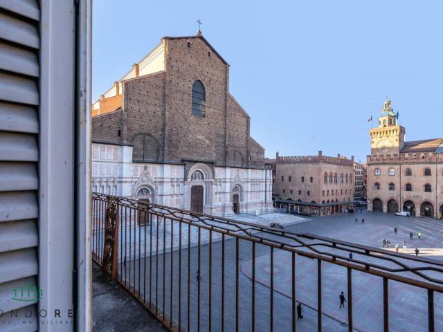 Appartamento in vendita a Bologna BO