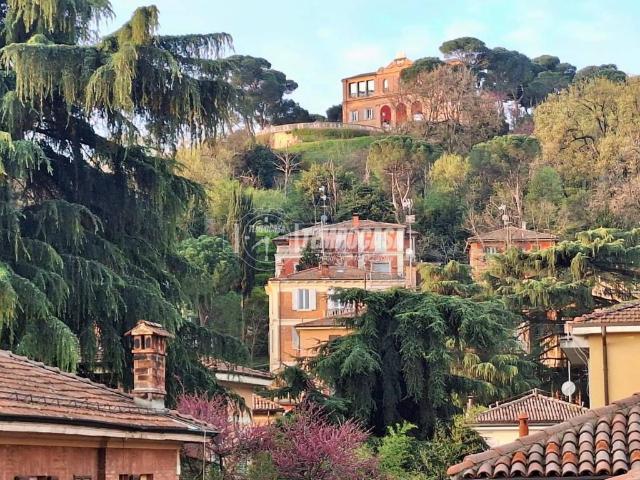 Appartamento in vendita a Bologna BO