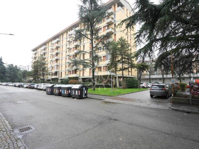 Appartamento in vendita a Bologna BO