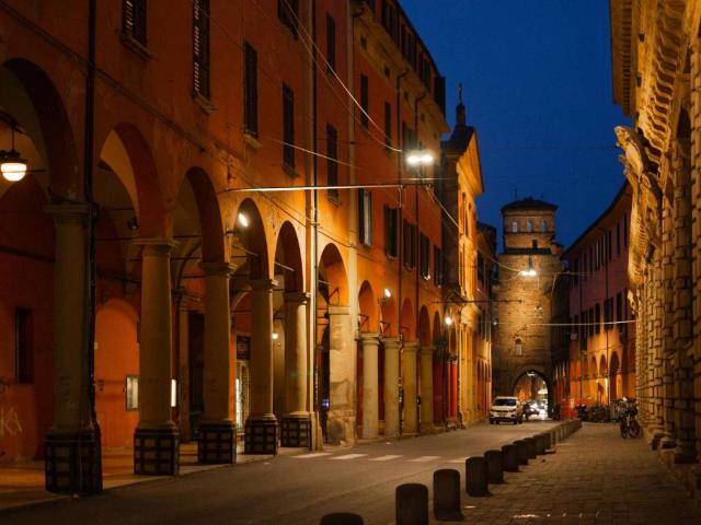Appartamento in vendita a Bologna BO