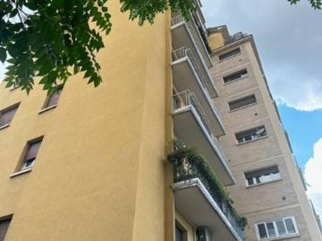 Appartamento in vendita a Bologna BO