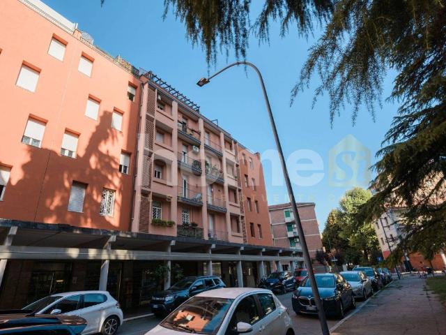 Appartamento in vendita a Bologna BO