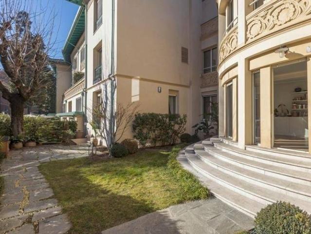 Appartamento in vendita a Bologna BO